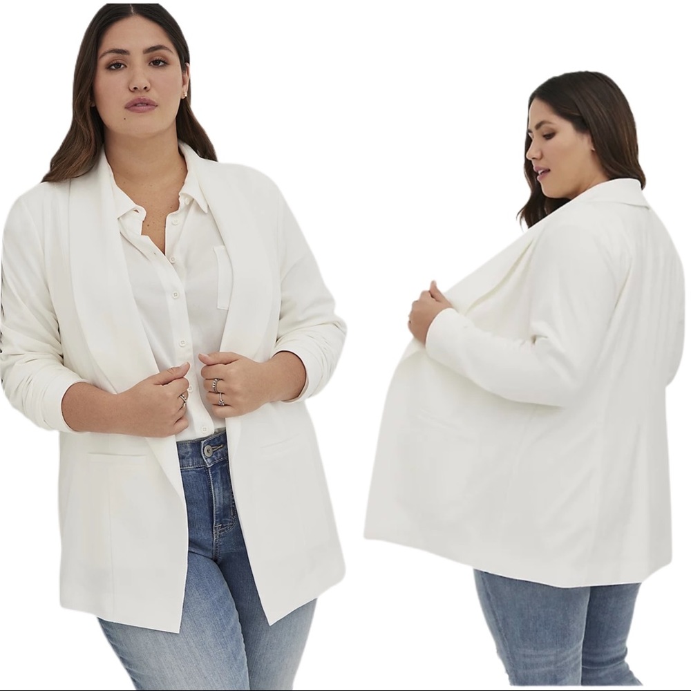 NEW TORRID LONGLINE BLAZER - CREPE WHITE